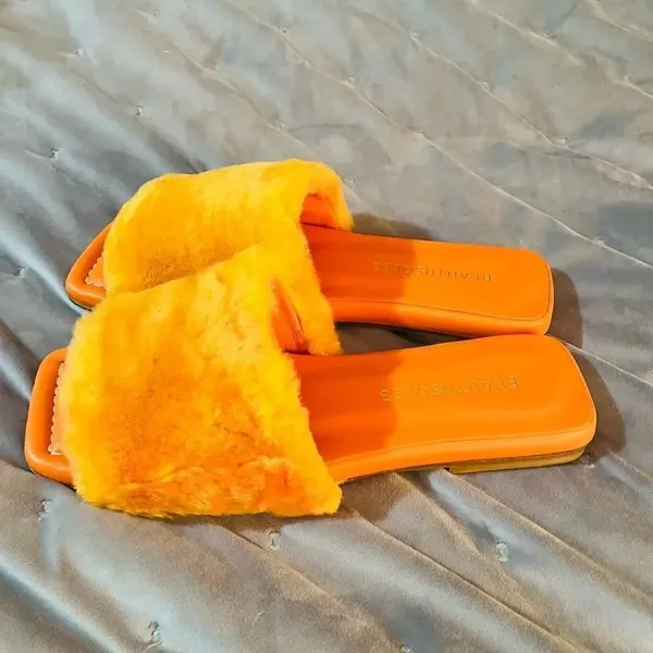 BEAUTIISOLES Faux Fur Sofie Slide Orange Shearling Leather 7.5 NIB - Image 6