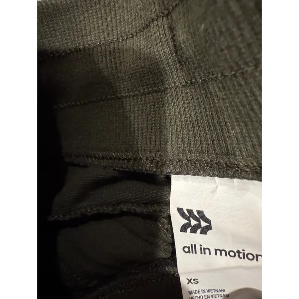 All‎ in Motion Women's Olive Green Athletic Shorts XS Drawstring Pockets - Image 4