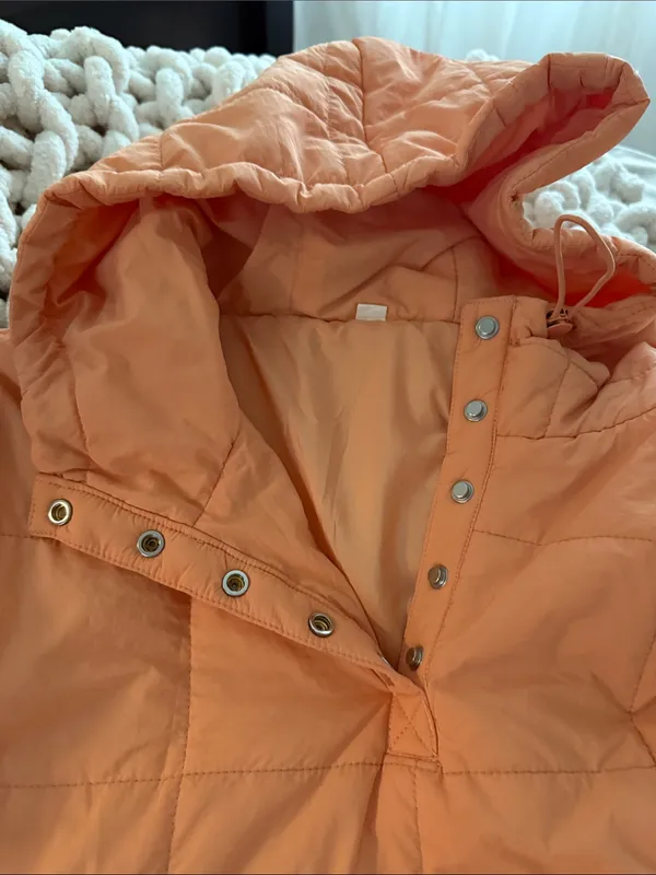 Women's Lightweight Hooded Puffer Jacket - Peach - Image 5