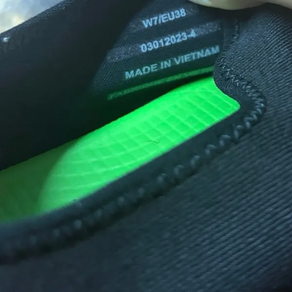 Oofos Black Slip On Sneakers Size‎ Womens 7 - Image 8