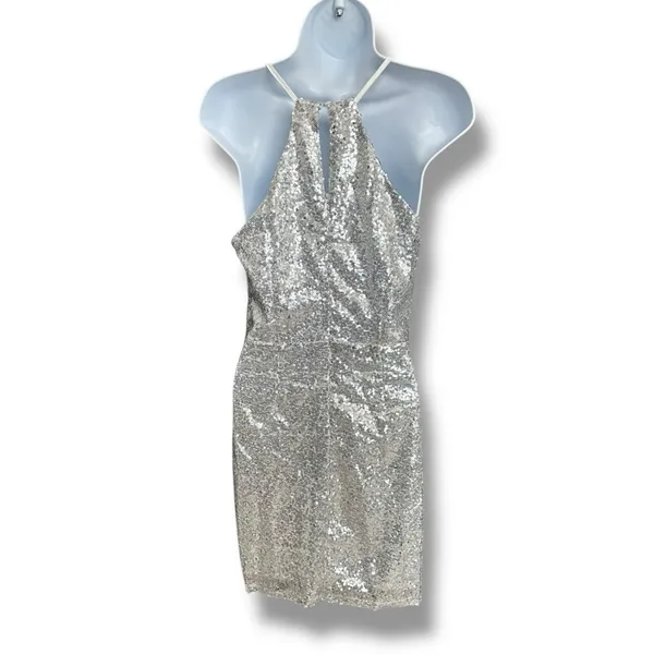 New Lulu's Hilaria Silver Sequin Bodycon Mini Halter Dress Faux Wrap Hem Small - Image 5