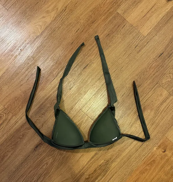 Calzedonia Graduated Padding Triangle Swimsuit Top Shiny Satin - Image 7