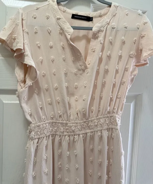 MEROKEETY Swiss Dot Maxi Dress Size M Pink Ruffle Flutter Sleeve V-Neck - Image 2