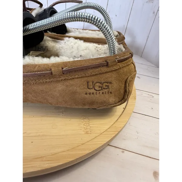 UGG Dakota Women's US 8 Moccasin Slipper Shoe Chestnut Shearling Lined - Image 2