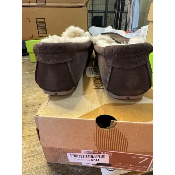 KOOLABURRA BY UGG, TIPTON 1105893 CHOCOLATE BROWN SIZE 7 MEN'S 8.5 Women - Image 5