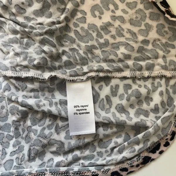 Maurices 24/7 Cream Brown Leopard Print Crew Neck Long Sleeve Tee - Image 10