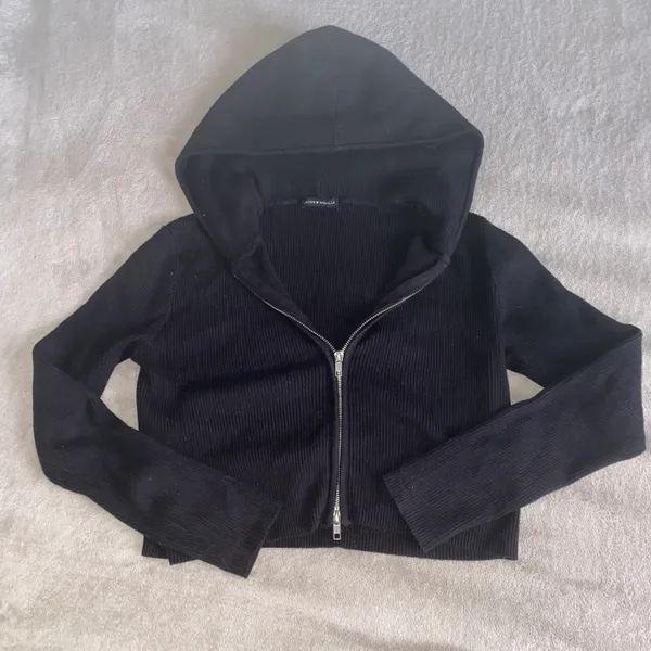 Brandy Melville Arden Hoodie In Black - Image 6