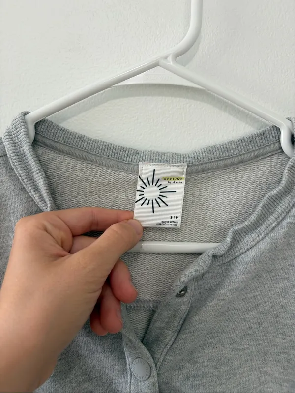 Aerie Offline Gray Cropped Sweatshirt- Size Small - Image 5