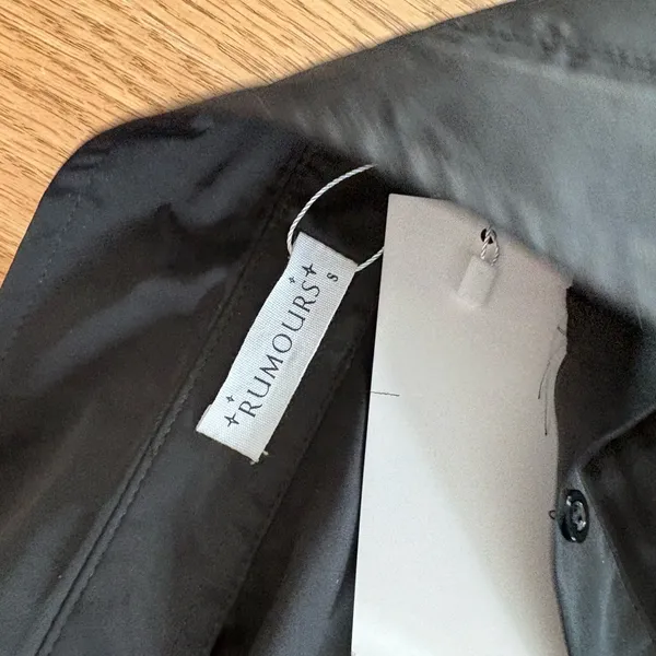 Rumored open back satin top - Image 2