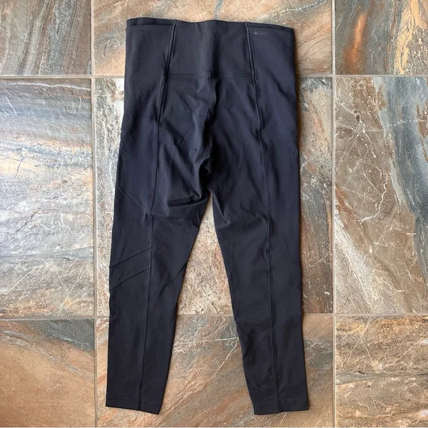New Balance Dry Leggings Bundle Women's Size Medium Black and Maroon - Image 6
