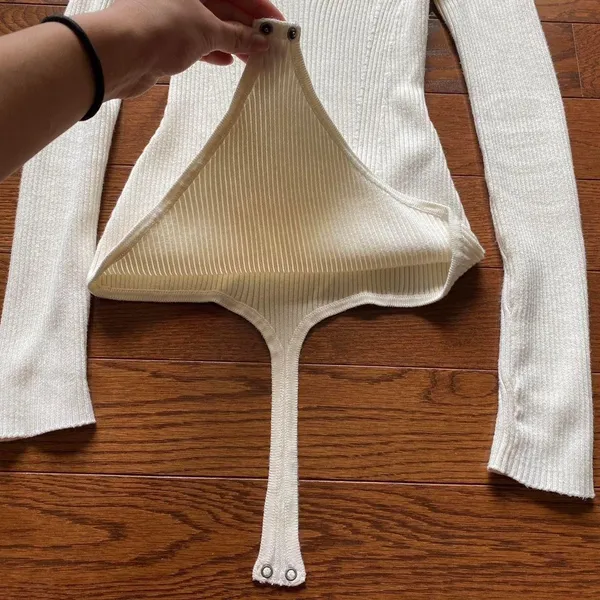 Abercrombie Ribbed Sweater V-Neck Long Sleeve Bodysuit Cream XS - Image 3
