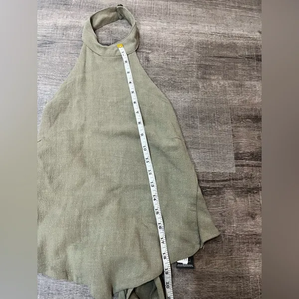 PRETTY LITTLE THING Khaki Textured Halterneck Tie Back Top - Image 7