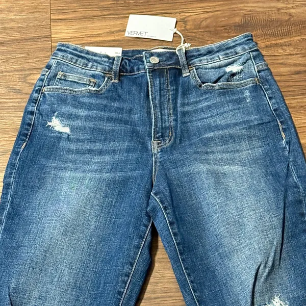 NWT VERVET Jeans Erika Stretch Mom Skinny Capri Jeans Size 28 - Image 4
