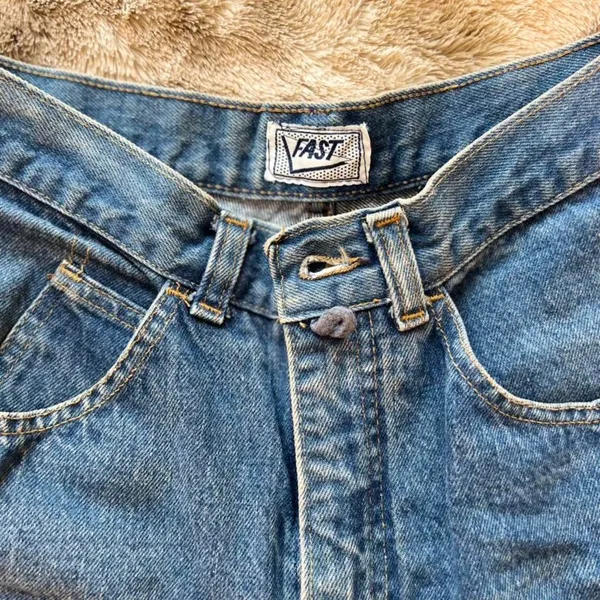 Vintage High Waisted Jeans Blue Size 4 - Image 4
