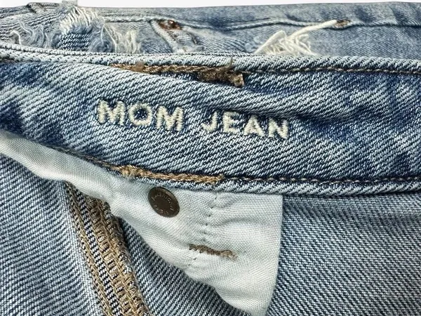 American Eagle Mom Jean Size 16 Regular High Rise Distressed Ripped Light Wash - Image 12