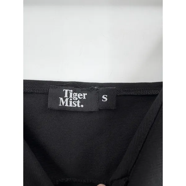 Tiger Mist Camisole Top Womens Size S Black Twist Front‎ Handkerchief Hem Edgy - Image 4