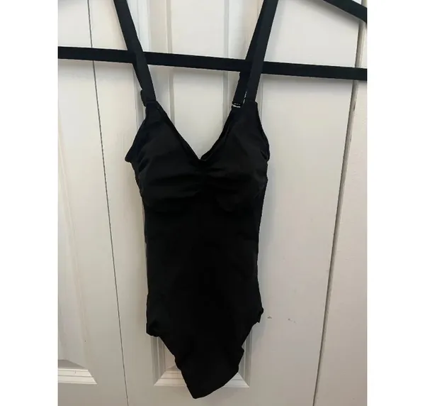 SKIMS Bodysuit S - Image 4