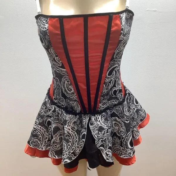 This Seductive Size Medium Red Burlesque Dress With Removable Straps. - Image 2
