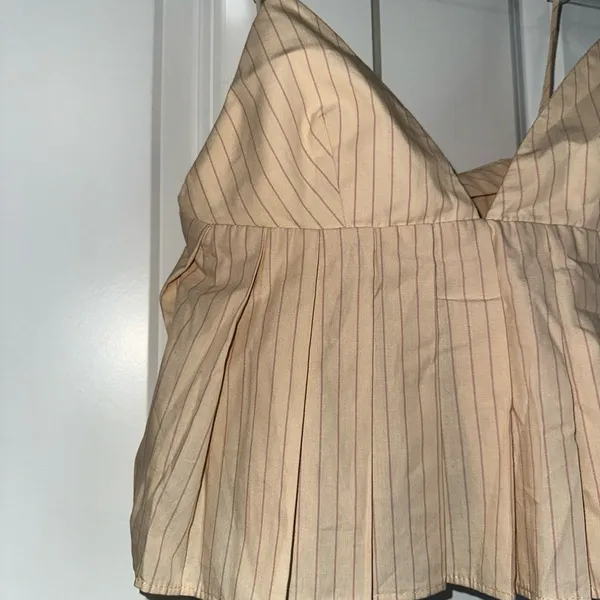 ZARA Spaghetti Strap Pleated Crop Top XS Light Brown NWT - Image 2