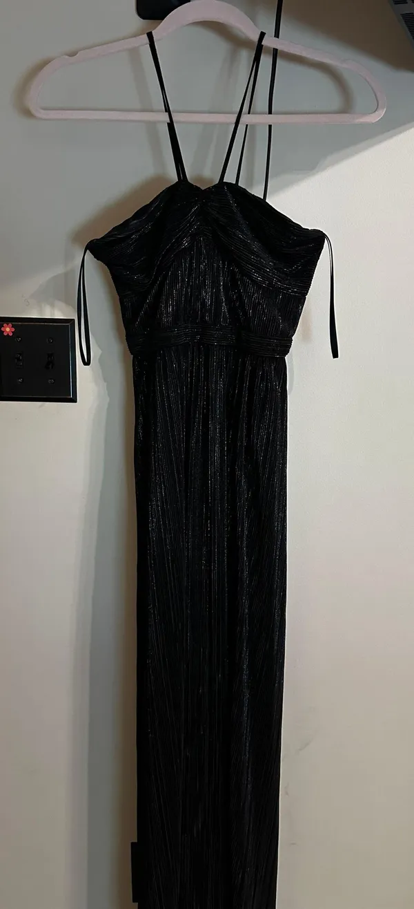 Black Gown Size 0 - Image 2