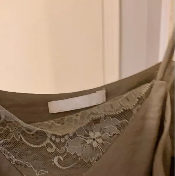 H&M Tank Top - Image 4