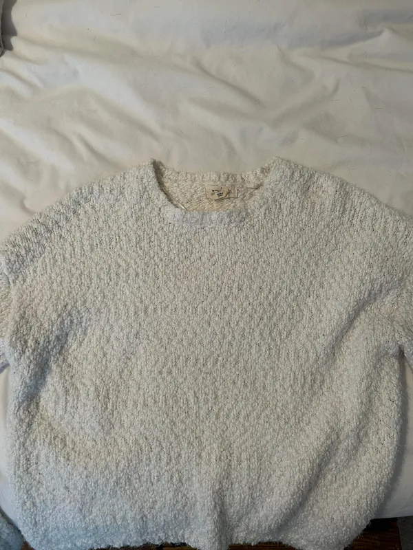 White Sweater Size L - Image 2
