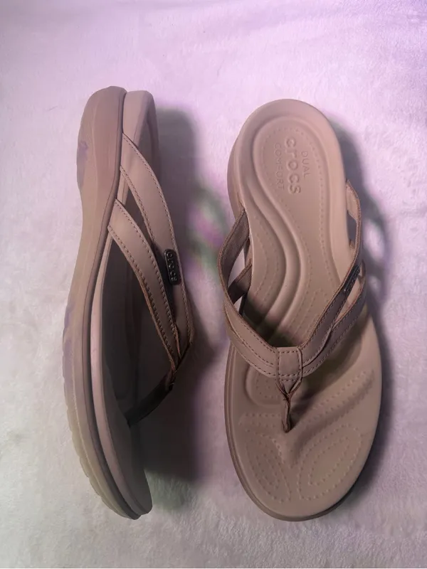 CROCS Women's Beige/Tan Strappy Flip Flop Sandals - Image 5