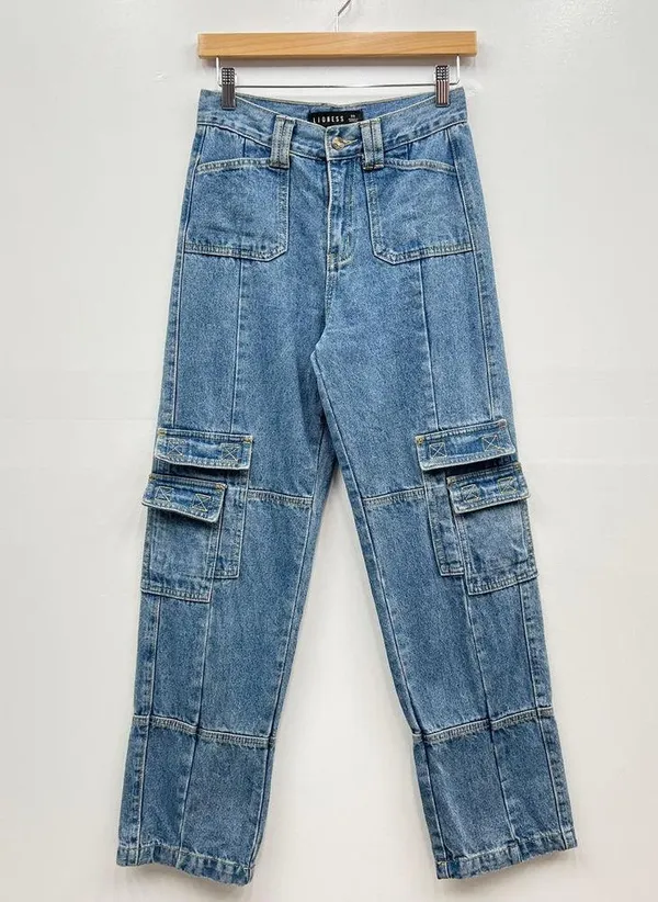 Lioness High Waisted Cargo Pockets Jeans size XS - Image 3