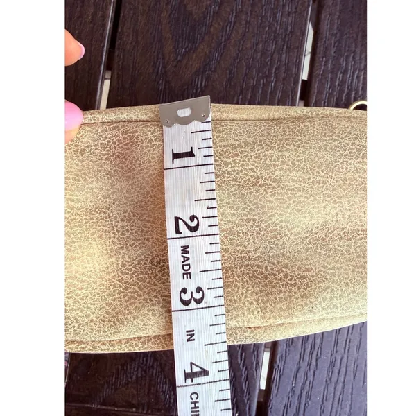 HOBO White/Ivory Gold Patina Leather Small Crossbody Bag Purse Adjustable Strap - Image 9
