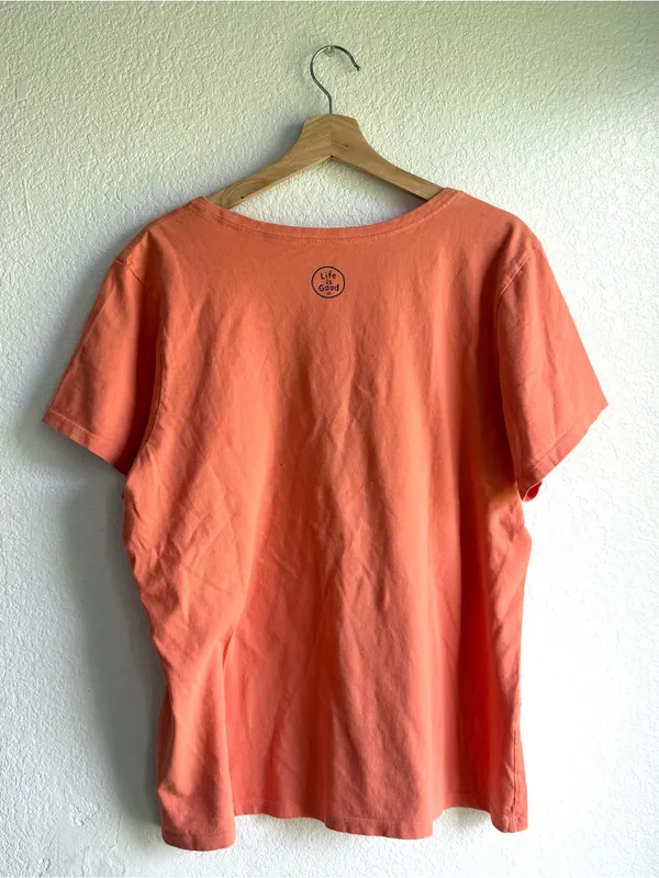 Life is Good Womens Crusher Tee Classic Fit Whale Save the Ale Size XL - Image 2