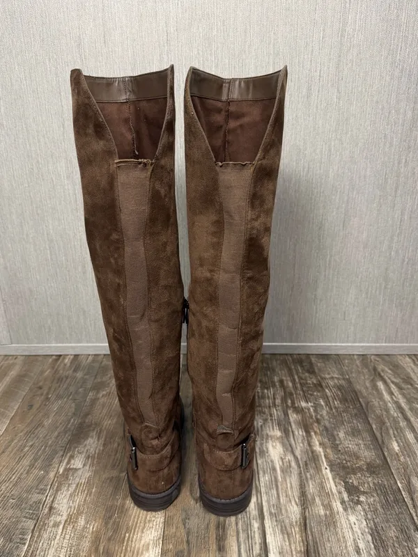 Bass Women's Brown Knee-High Boots - Classic Riding Style - Image 9