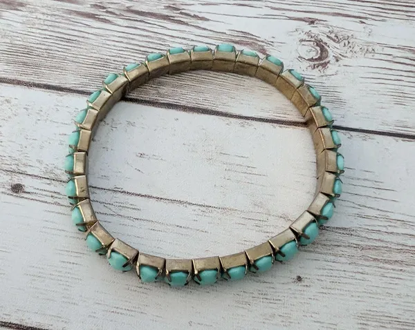 Vintage Stretch Bracelet Turquoise Tone - Image 5