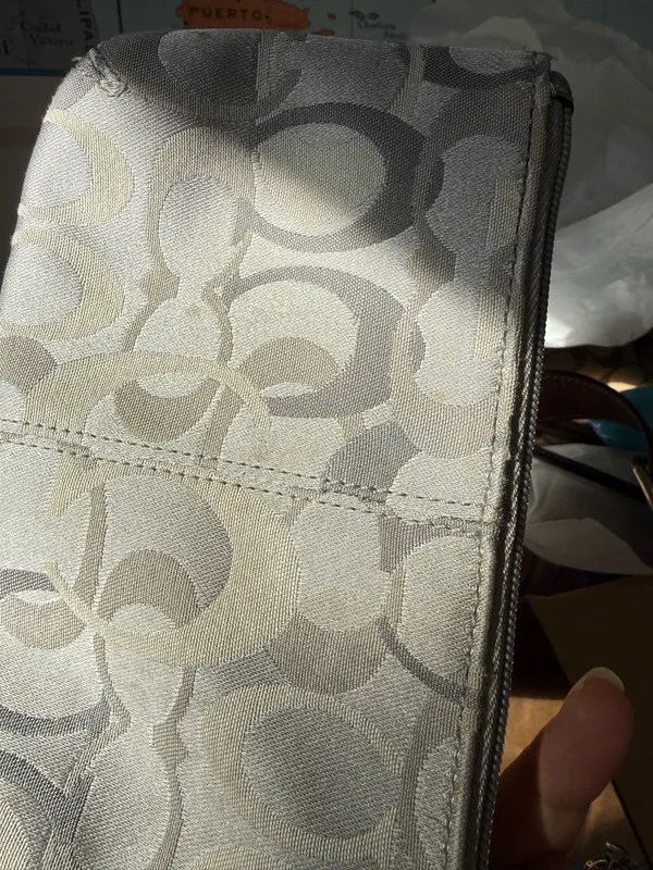 Vintage Coach Legacy Signature Optic Turnlock Flap Wristlet - Image 10