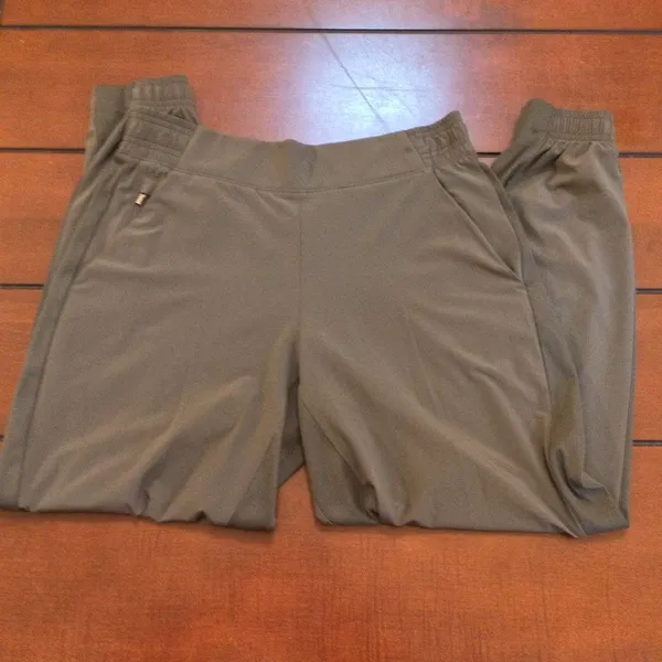 Athleta Brooklyn jogger gray 6 petite - Image 4
