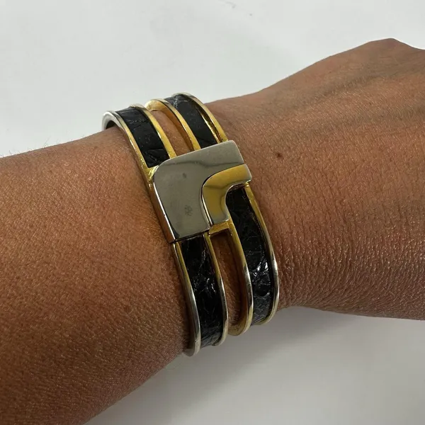 Loewe Gold Tone Black Leather Hinged Bangle Cuff Bracelet 7in Logo Designer - Image 16