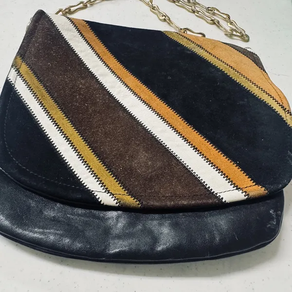 Vintage 70s suede & leather striped saddle bag purse flap gold chain patchwork‎ - Image 2