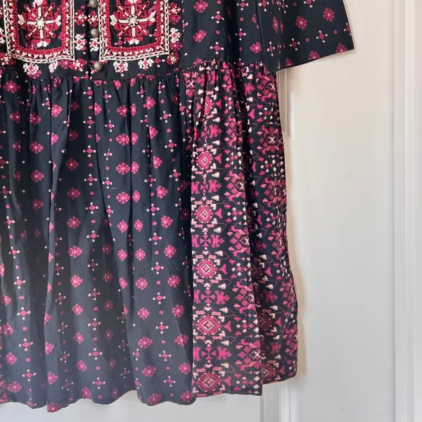 Anthropologie Vanessa Virginia Black Red Embroidered‎ Mini Dress Viscose Medium - Image 4