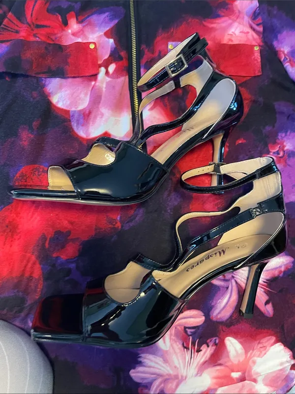 Black Patent Strappy Square-Toe Women's Heels with Ankle Wrap - Image 9