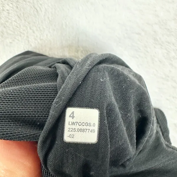 Lululemon Dance Studio High-Rise Short 3.5" Size 4 Black Athletic Running Gym - Image 4