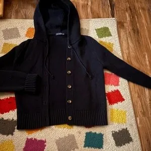 Brandy Melville Sweater - Image 3