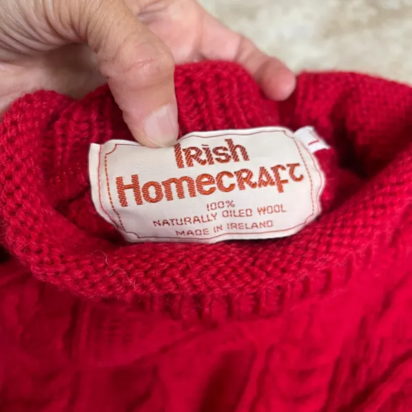 Irish Homecraft Red 100% Oiled Wool Cable Knit Fisherman Sweater Ireland Large - Image 2