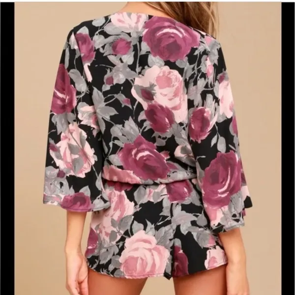 Lulus What’s Bloomin Bell Sleeve Black, Pink & Gray Floral‎ Romper Size S - Image 2