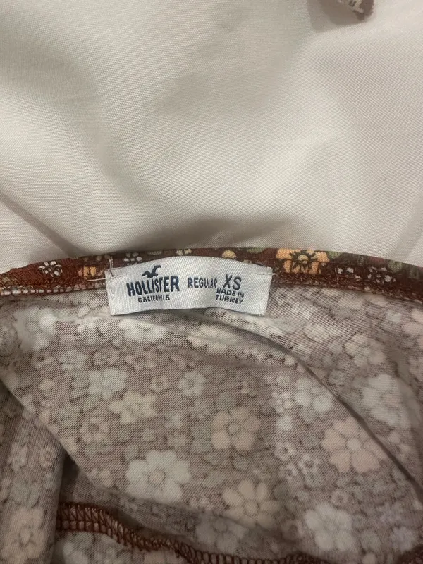 Hollister Floral Mini Dress - Image 2