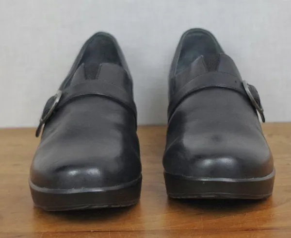 Dansko Tamara Black Leather Buckle Front Clogs Size 40 - Image 9