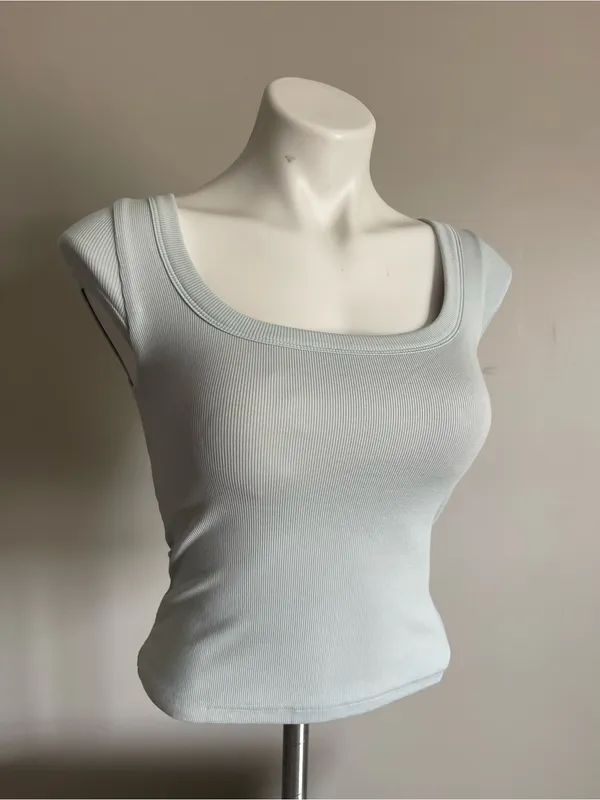 OGLMove | Pale Blue Scoop Neck Short Sleeve Padded Fitted Top Sz XS - Image 5
