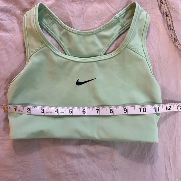 Nike Women's Mint Sports Bra‎ Size XS - Image 3
