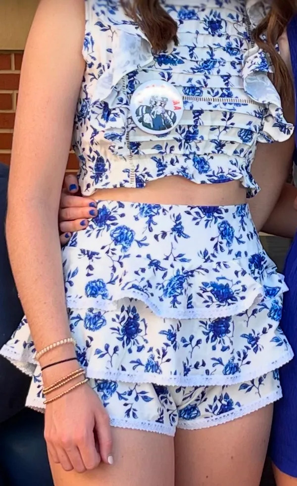Blue And White Floral Set - Image 2