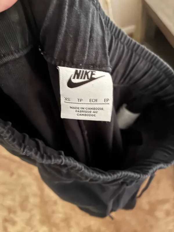 Black Nike Dri-Fit Sweatpants - Image 4