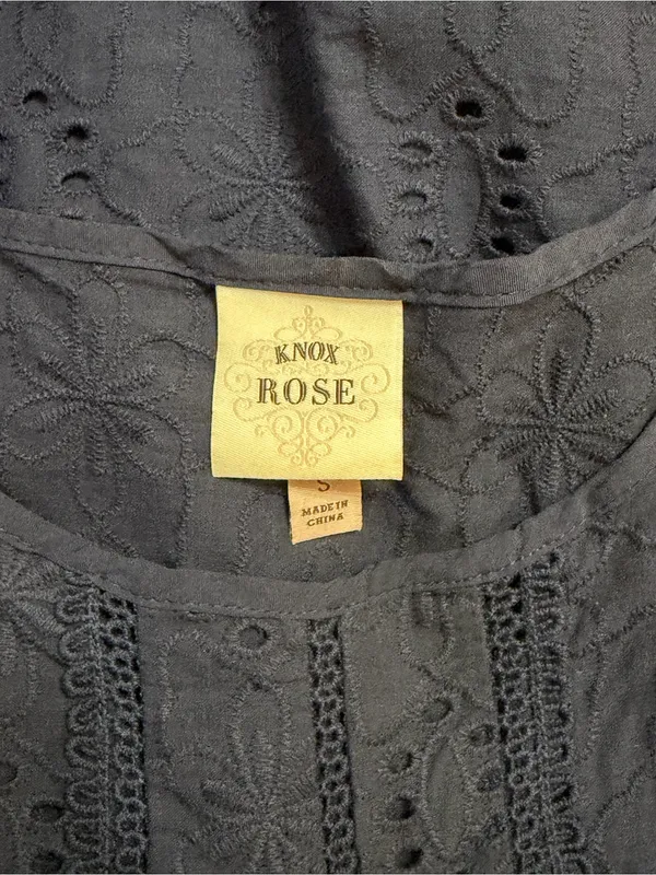 Knox Rose Women’s Boho Navy Eyelet Embroidered Lace Sleeveless Tank Blouse SizeS - Image 3