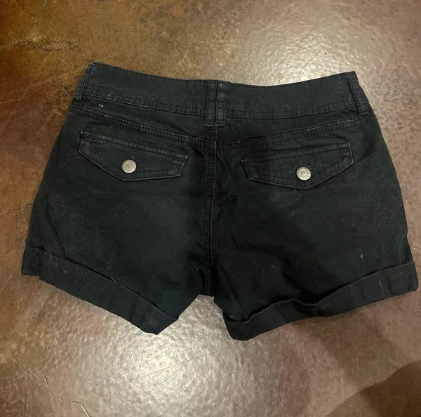 Short - Image 2